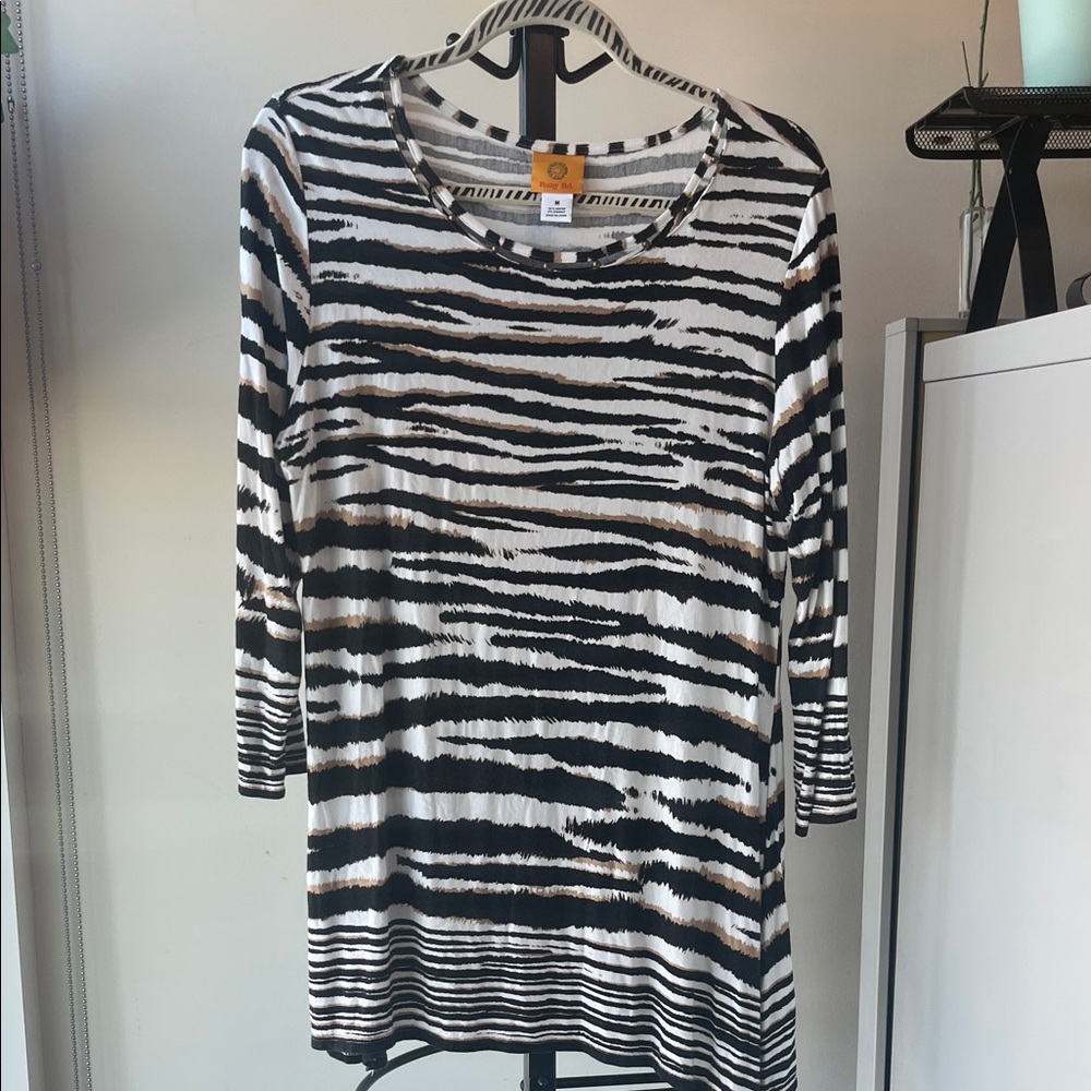Ruby Rd. Black and White Striped Long Sleeve Top